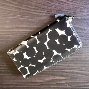 KATE SPADE NEW YORK Polka Dots Continental Zip Around Patent Leather Wallet